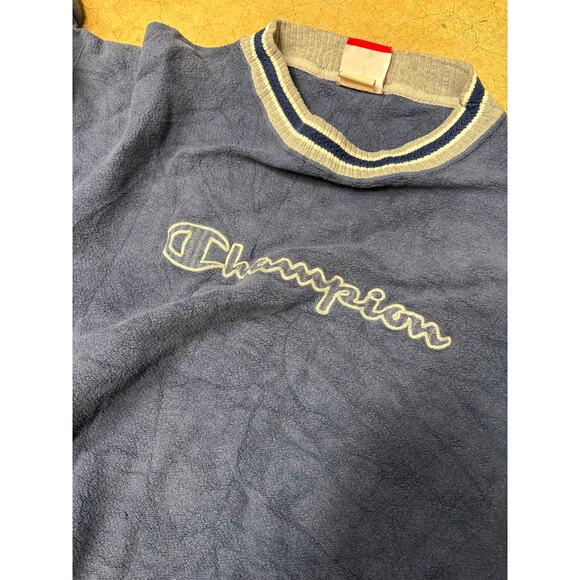 Champion Vintage 90s Reverse Weave Navy Crewneck Cropped Oversized Sweater - Picture 8 of 11